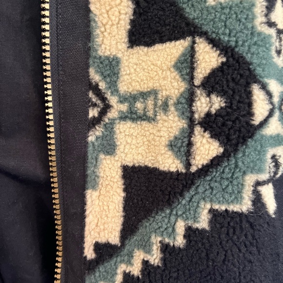 Pendleton Women’s “Foxglove Range” Geometric Fleece Bomber Jacket - Picture 4 of 11